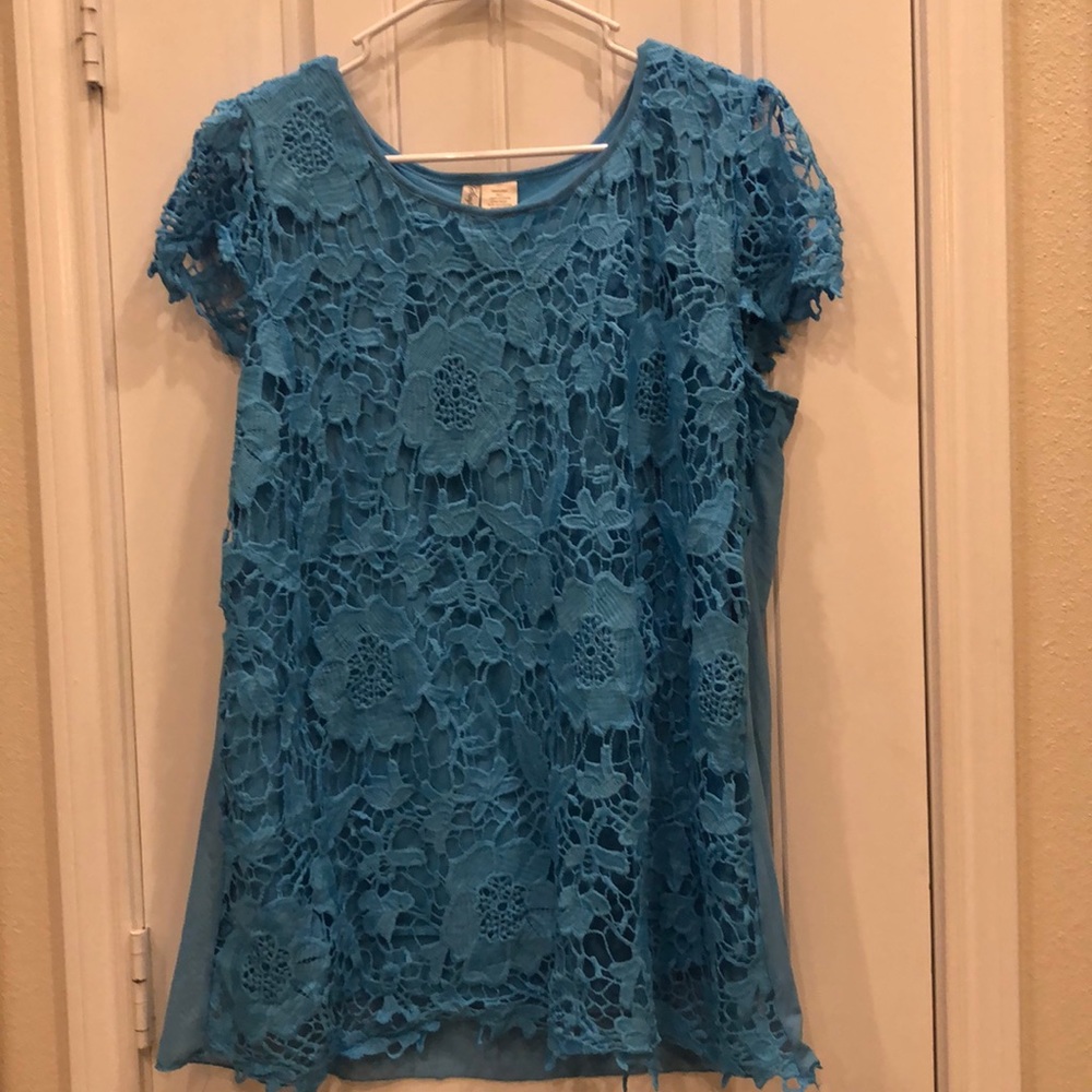 Lace Cap Sleeve Top